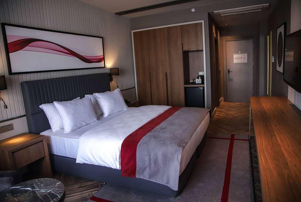 Ramada By Wyndham Erzurum Room photo