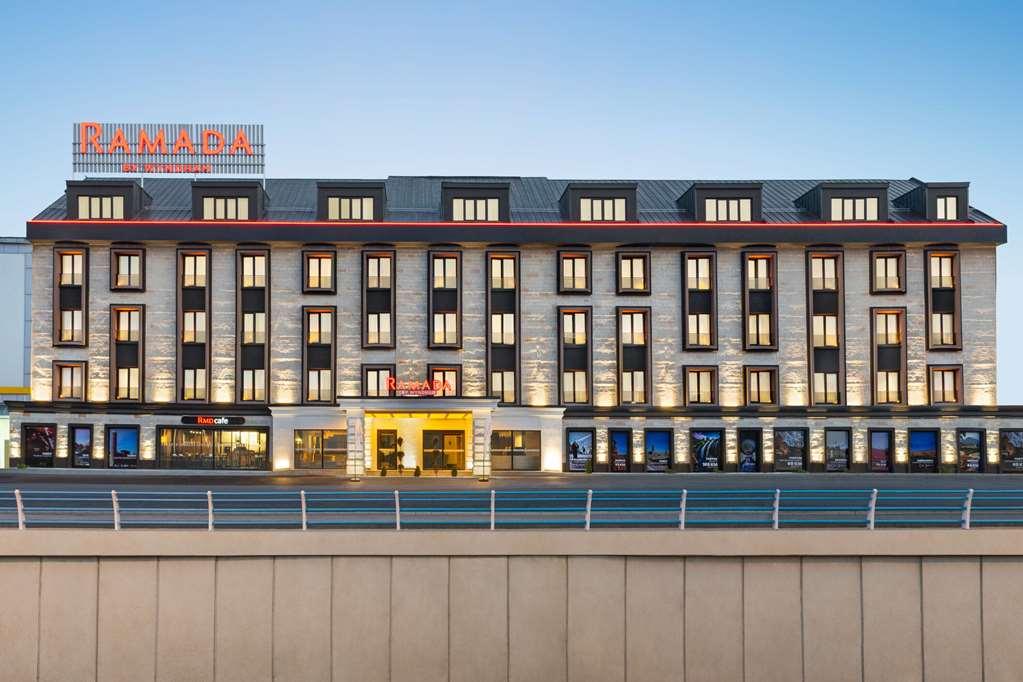 Ramada By Wyndham Erzurum Exterior photo